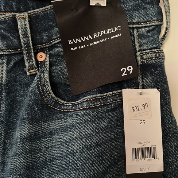 Banana Republic women's straight jeans Size 29 waist - Picture 2 of 3
